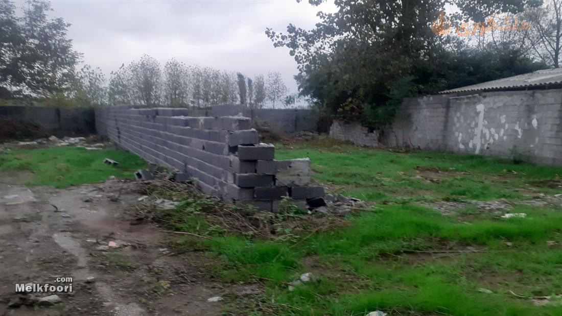 خرید زمین  ساحلی در گیلان انزلی با کاربری مسکونی متراژ زمین 677 متر فاصله تا دریا زیر 5000 الی 10000 متر قیمت ملک 4 میلیارد تومان