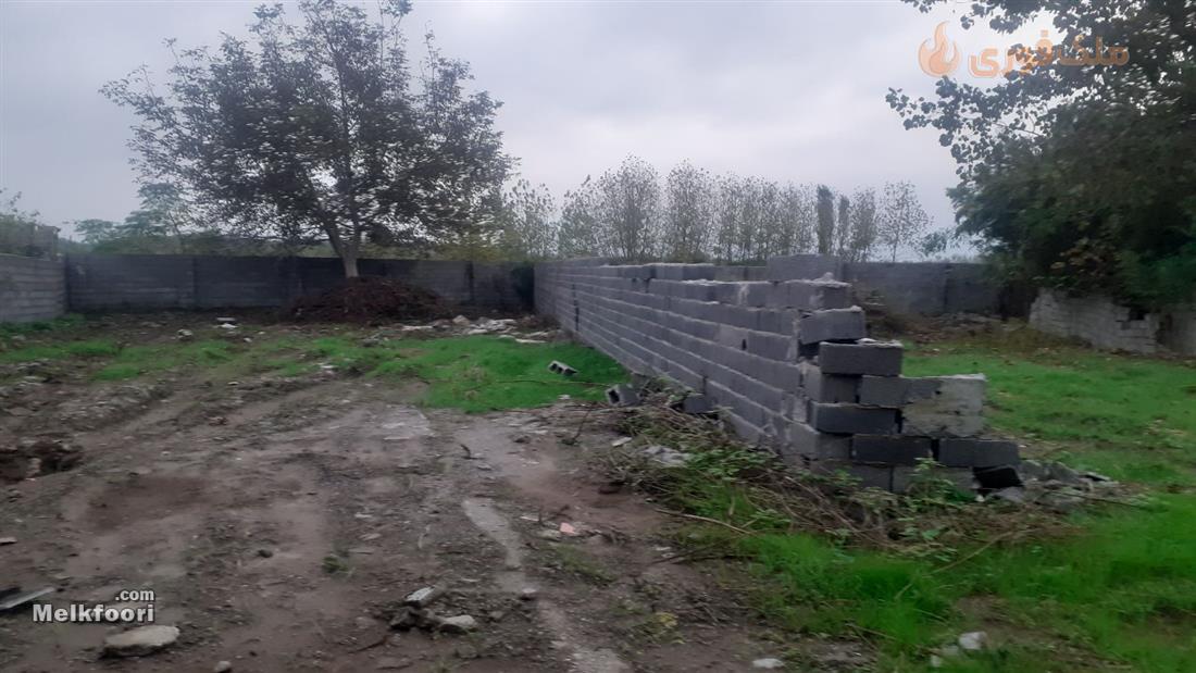 خرید زمین  ساحلی در گیلان انزلی با کاربری مسکونی متراژ زمین 677 متر فاصله تا دریا زیر 5000 الی 10000 متر قیمت ملک 4 میلیارد تومان