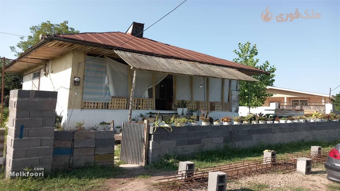 فروش ویلا  ساحلی در استان گیلان 2 خواب متراژ بنا 100 متر مناسب سکونت - تفریح - سرمایه گذاری قیمت 1 میلیارد تومان