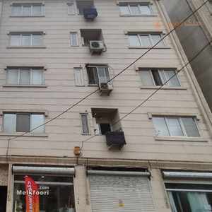 فروش واحد آپارتمانی به متراژ زمین 94 متری به همراه پارکینگ و بنای مفید 83 متری با مدرک سند تک برگ مناسب برای خرید و سرمایه گذاری