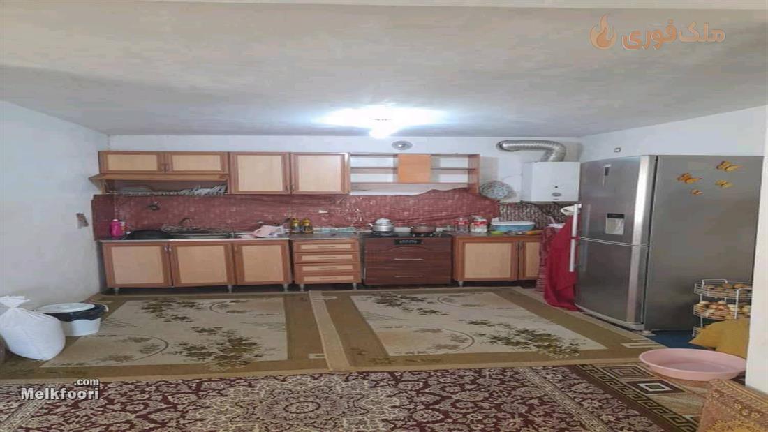 فروش ویلا در گیلان باغچه بنه 2 خواب  متراژ بنا 80 متر  قیمت 2 میلیارد تومان