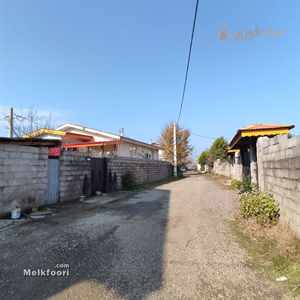 زمین 250 متری مسکونی با سند تک‌برگ شش‌دانگ و پروانه ساخت 140 متری فلت در روستای چپرپرد، نزدیک به جاده اصلی زیباکنار. موقعیت مناسب برای ساخت و سرمایه‌گذاری.